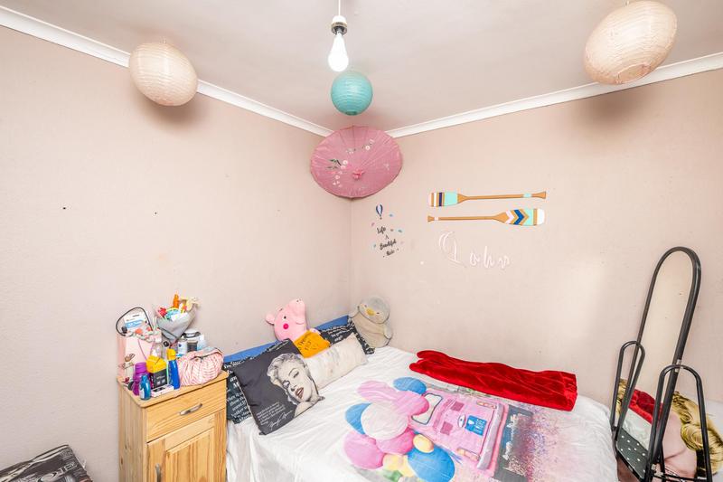 5 Bedroom Property for Sale in Morgenster Heights Western Cape